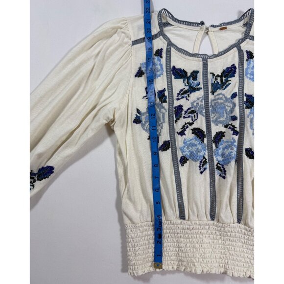 Free People Embroidered Boho Peasant Blouse Small Ivory Blue Floral Smocked Wais - Picture 11 of 14